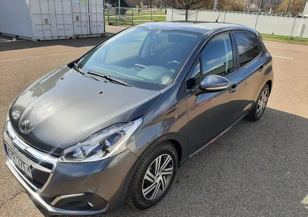 samochody osobowe Peugeot 208 cena 37900 przebieg: 79000, rok produkcji 2017 z Kraków